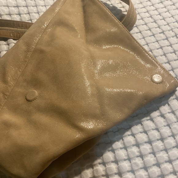 HOBO Sway Sling Shimmering Tan Shoulder Bag - Picture 7 of 10